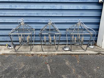 3 Pending Lights