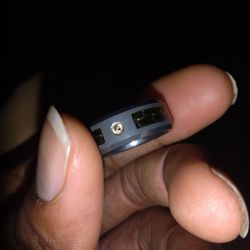 Good Condition Men Designer Wedding Ring Or Just A Regular Ring Huh