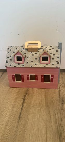 Melissa and Doug fold out dollhouse