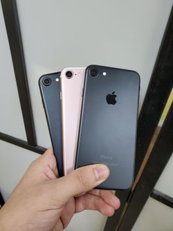 IPHONE 7 32GB FOR TMOBILE AND METRO OR AT AND T AND CRICKET A