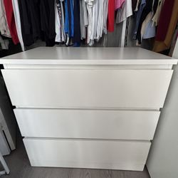 White 3-Drawer Dresser – Needs Bottom Drawer Repair