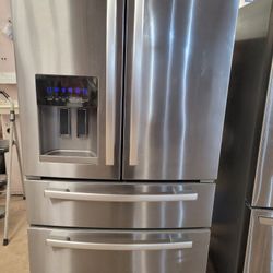 Full Whirlpool Kitchen Set 