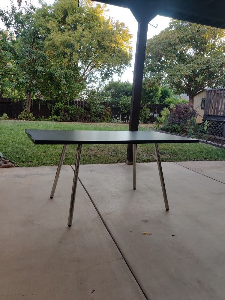 Dining Table / Desk