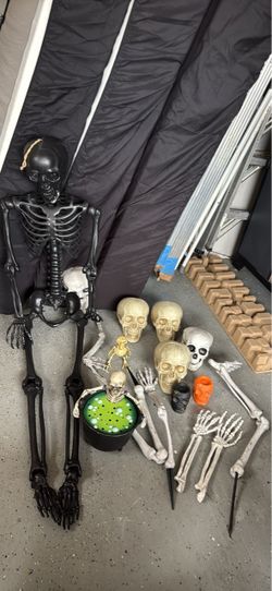 Large Halloween Skeleton & Skull Decor Lot with Cauldron – Bones, Skulls & Props