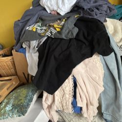 Women’s Clothes Size L 8/10