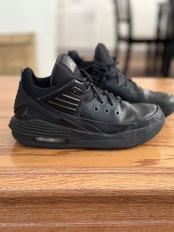 Youth Air Jordan Max Aura 5