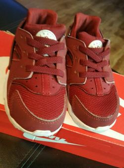 Nike huarache size 7C