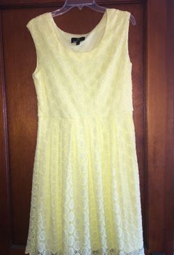 Yellow/Lemon Lace Ronni Nicole Dress Size 12