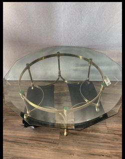 AWESOME Brass & Glass Coffee Table SIZE H-16, R-42
