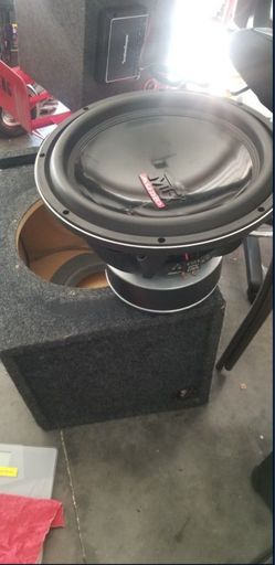 Mtx Thunder 9500  Subwoofer.