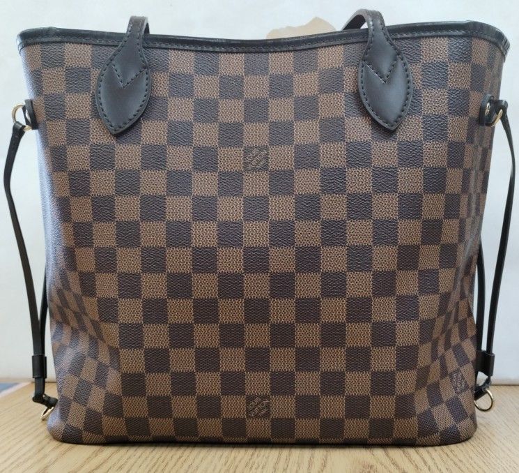 LOUIS VUITTON NEVER FULL for Sale in Houston, TX - OfferUp