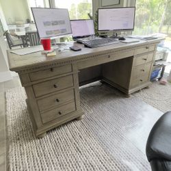 Restoration Hardware desk, used for a short time. It's like new