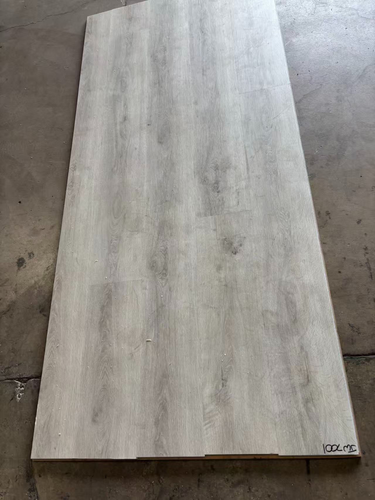 π₯6mm SPC Flooring β Waterproof, Only $1.49/sqft!π₯