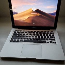 Apple MacBook Pro Laptop (Mid 2012, 750GB, INTEL CORE 17-3520M, 2.9GHZ, 8GB, Intel HD Graphics 4000 Graphics)