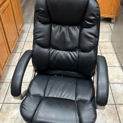 Black Office Chair 