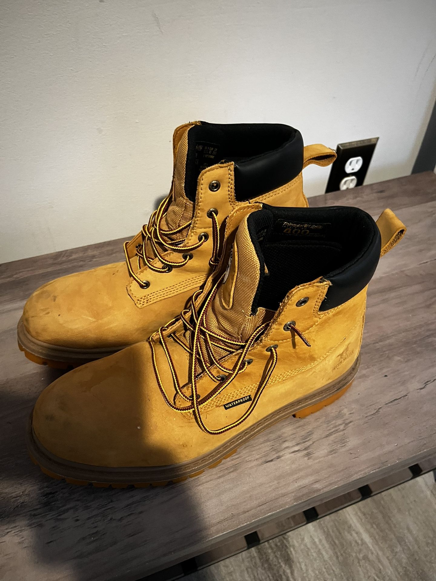 Yellow Work boots Red Wing 