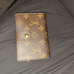 LV wallet 
