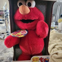 Vintage Classic Tickle Me Elmo by Tyco 1997