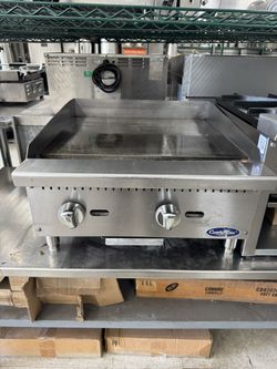 Commercial 24” Flat Top Griddle/Grill