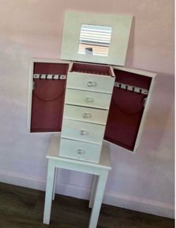 (Offer price) jewelry Armoire