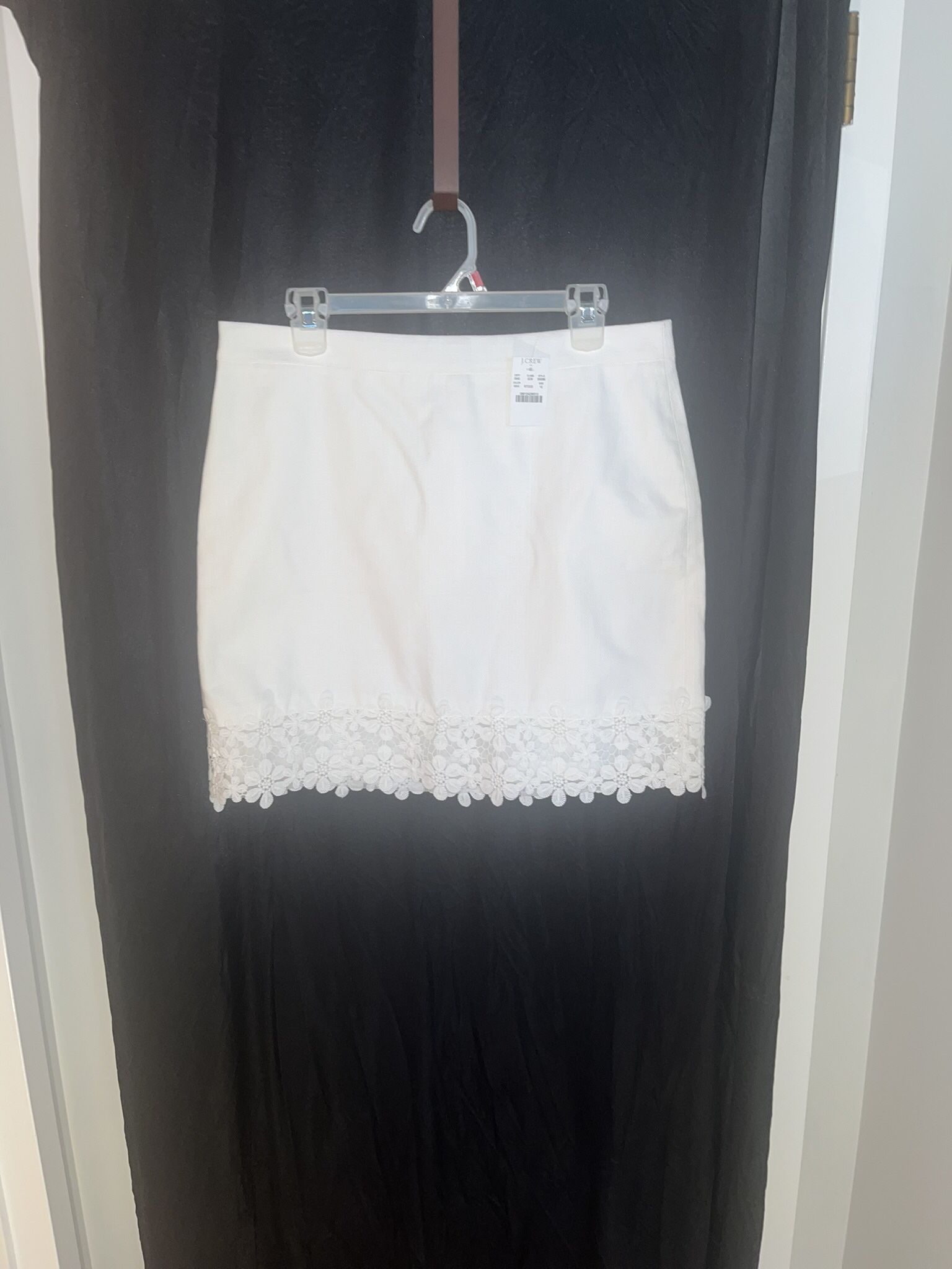 J.Crew womans White Laced Skirt. Size 12. New With Tags.