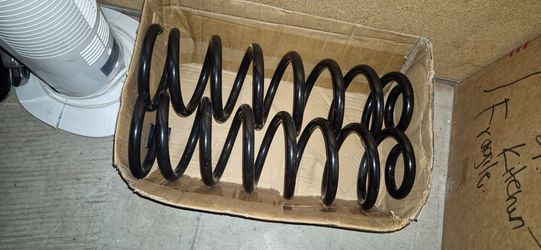 Brand new Truck coil overs Suspension springs never used