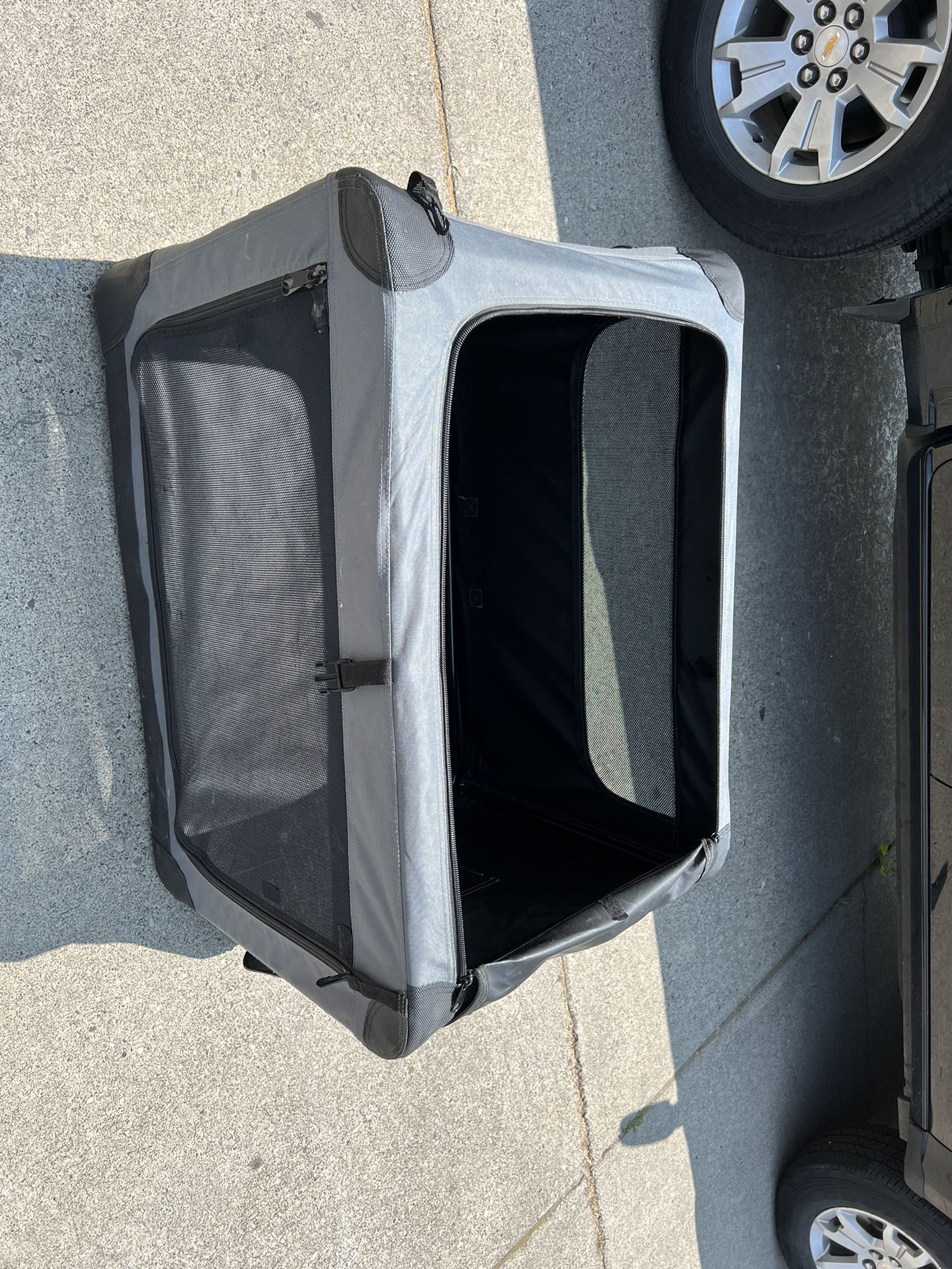Portable Dog Crate