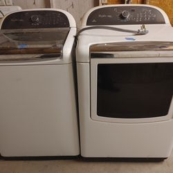 Whirlpool cabrio Platinum XL Washer And Electric dryer Set