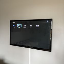 37.5” Samsung Plasma Flat Screen TV w/ Mount & Stand