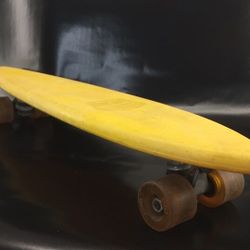 Vintage 1970s Yellow Skateboard BIG BANANA by SUPER SURFER (rare)