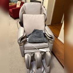 Nosaki Massage Chair - Good - Monroe County, NY