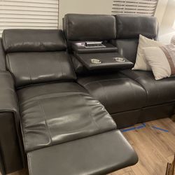 Like New!!! Haverty’s Grey leather reclining sofa couch with heated seats + massage