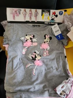 Girl's Disney theme 5pc Size 7