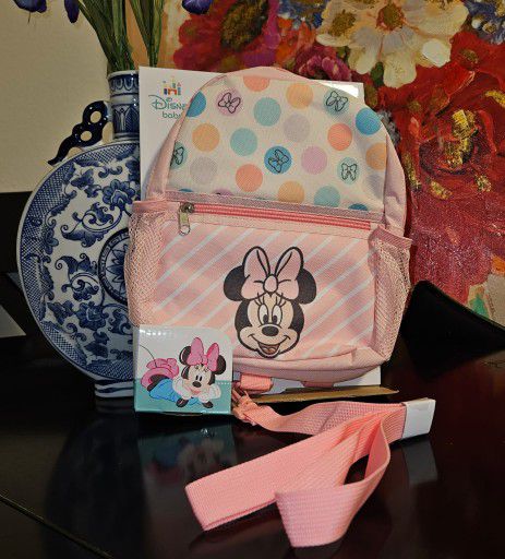 Minnie Mouse Harness Backpack