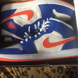  Air Jordan one mid game, royal rush, orange fennel, New York Knicks sneakers brand new