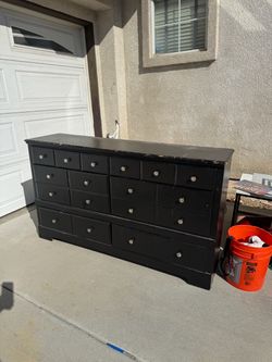 Free dresser