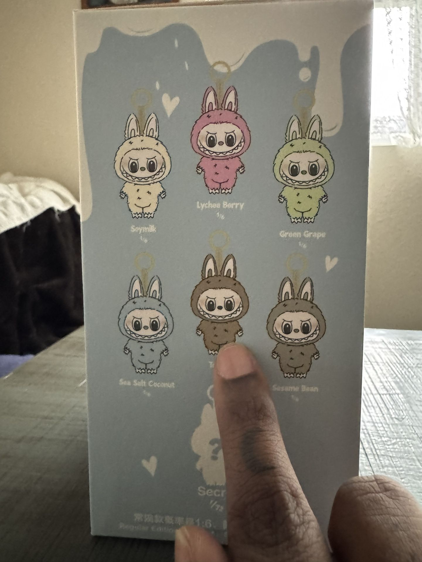 Pop Mart Labubu - Exciting Macaron: Toffee x1