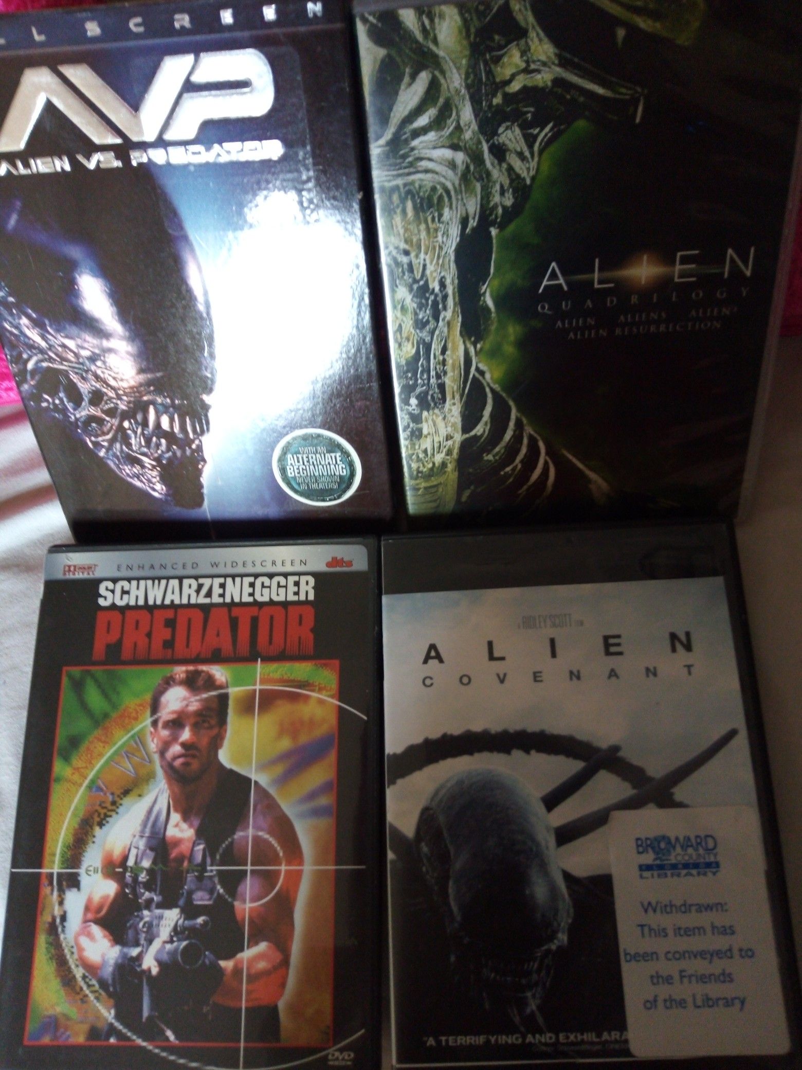 $0. 7 aliens DVD and Predator Make an offer