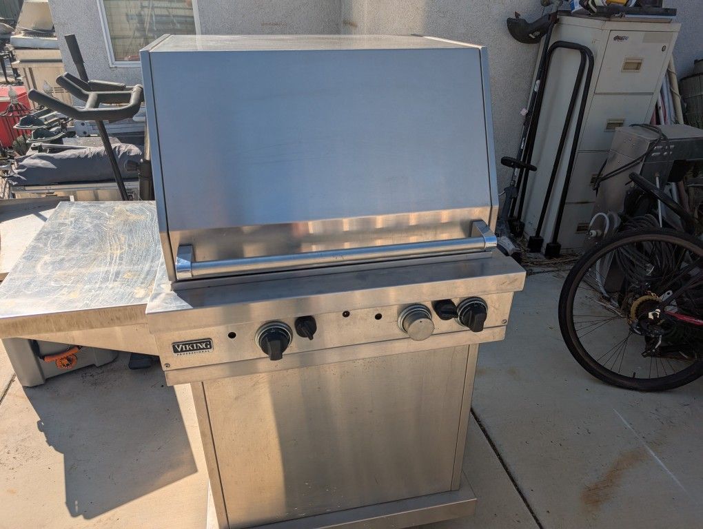 Viking Bbq Grill W Infrared Burner