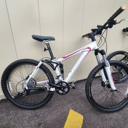 Trek Fuel EX5 Size Small, 26inch tires