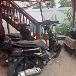 Fly Wing Tank 200cc Moped