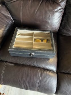 Sunglasses holder