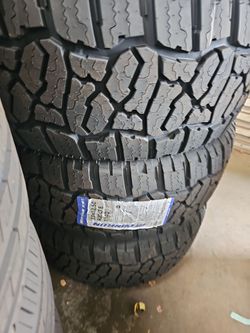 New set of tires 33 1250 20 lt winrun xrt