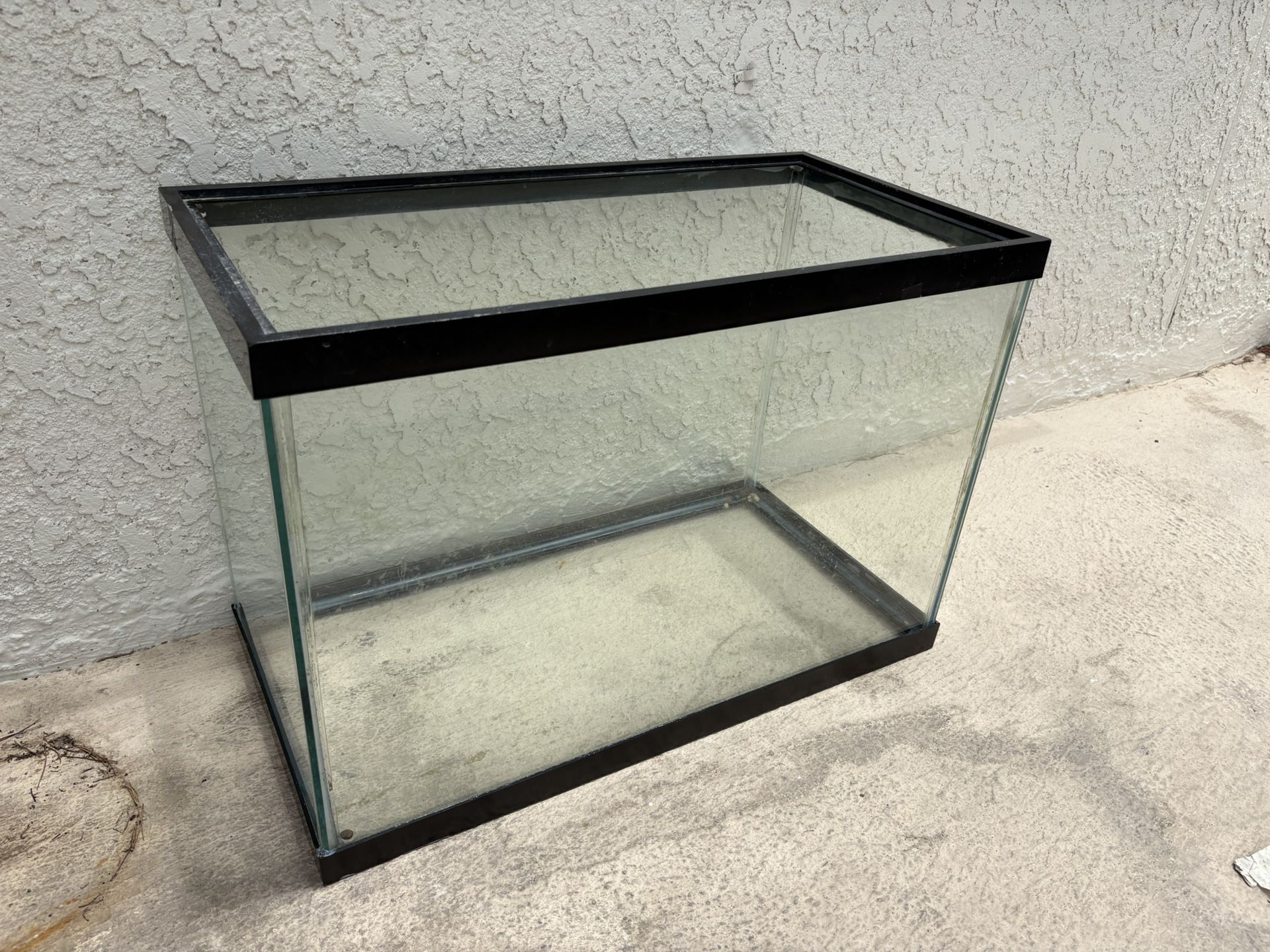 25 Gal Fish Tank 