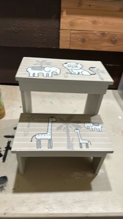 Cute kids wood stool