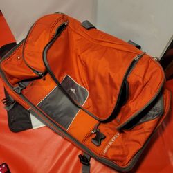 High Sierra 34" Dropped Bottom Rolling Duffle Red HTF EUC EN304