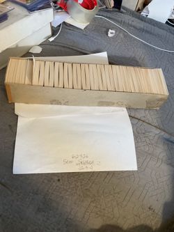 1976 Wonder Bread Football Complete Set 1-24 NM. There are 32 complete sets as well as a stack of partial sets   Great for resell.  Great condition in