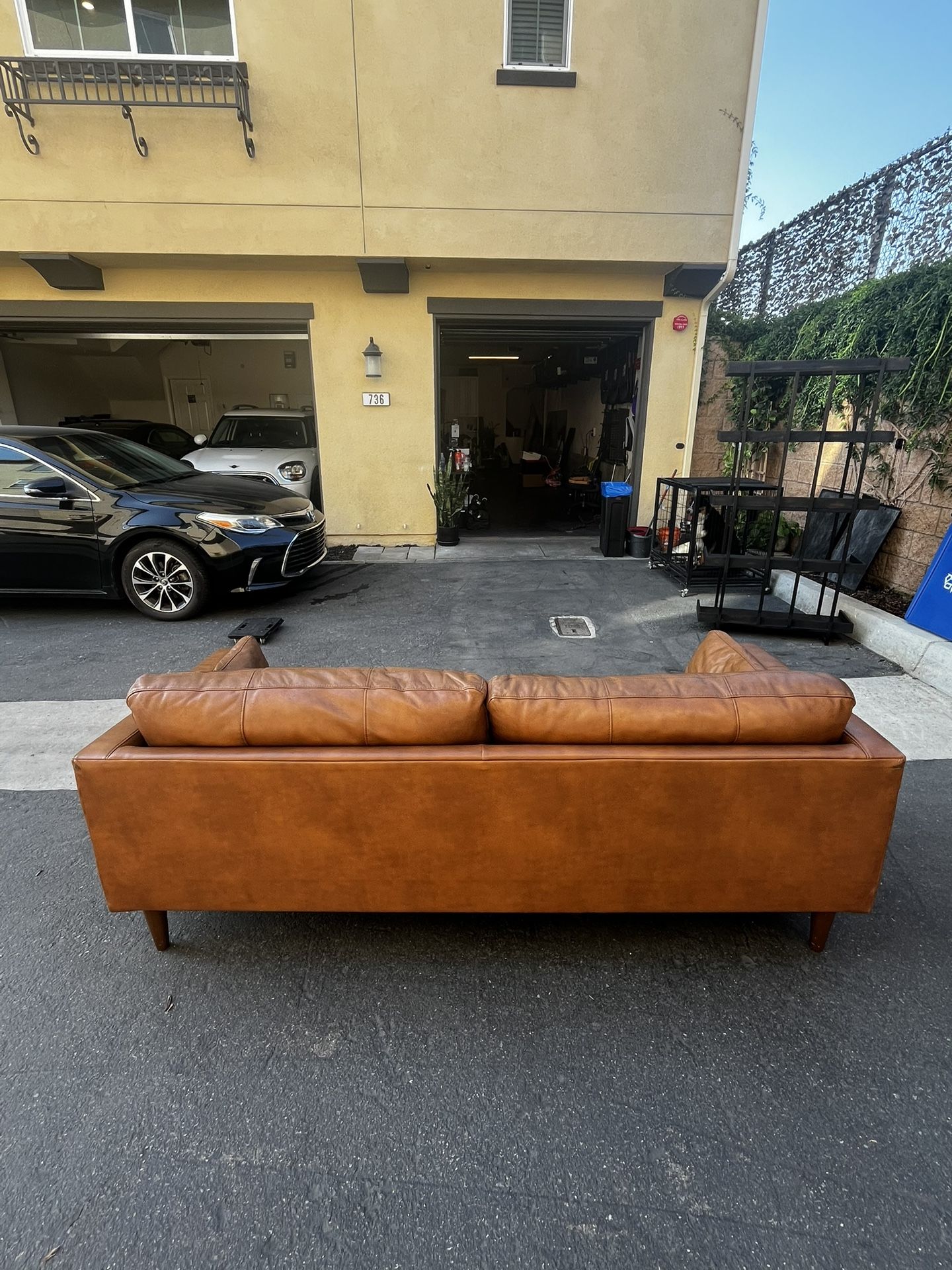 Leather Sofa $100 Obo Great config