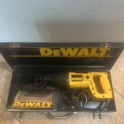 Dewalt DW304 Electric Reciprocating Saw 