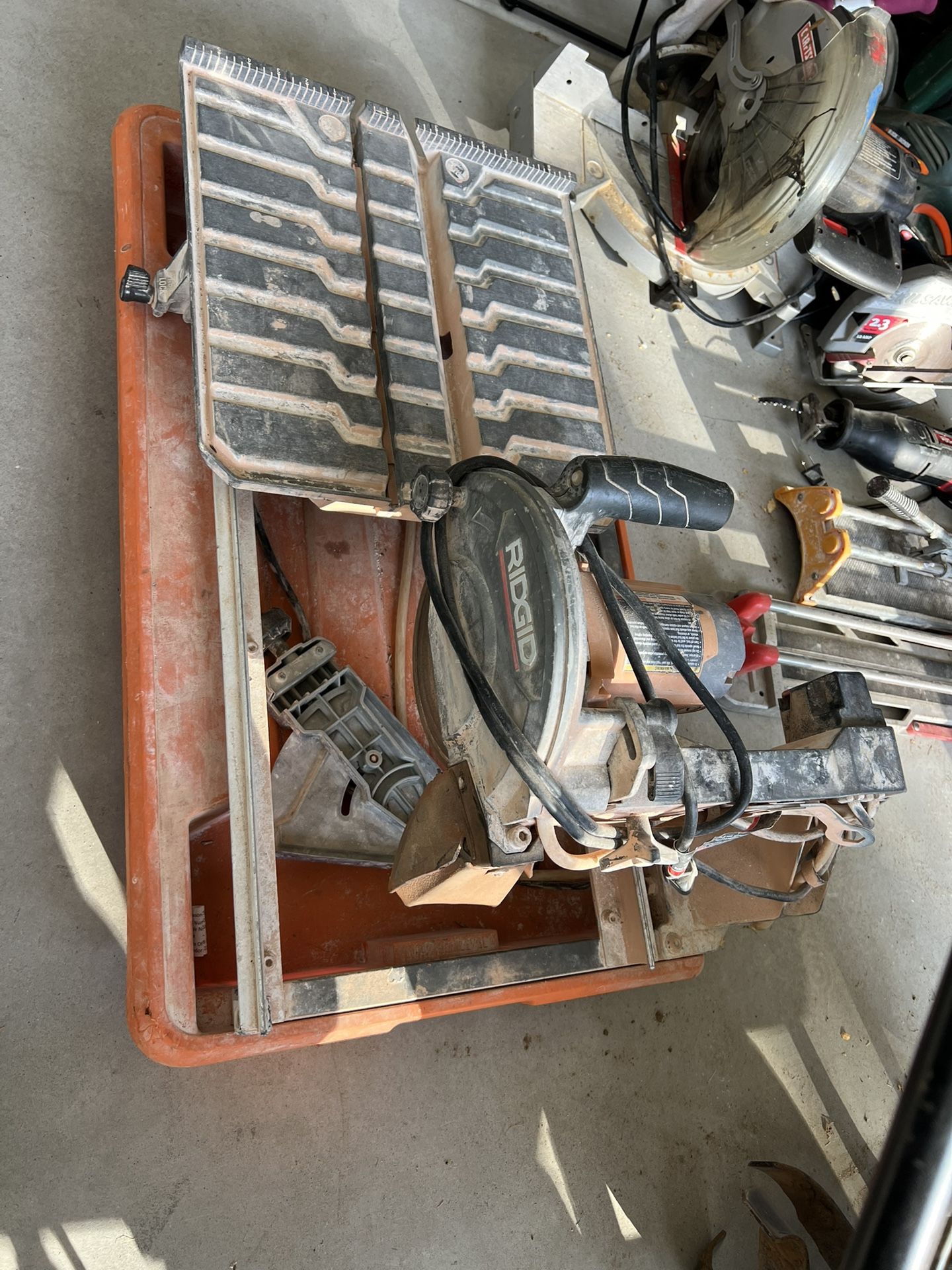 RIDGID Wet Tile Saw